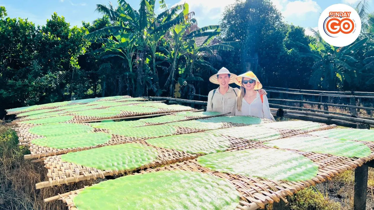 Can Tho floating market tour and scenic small canal - Private tour 31 Nice photos with green rice noodles dried in the sun