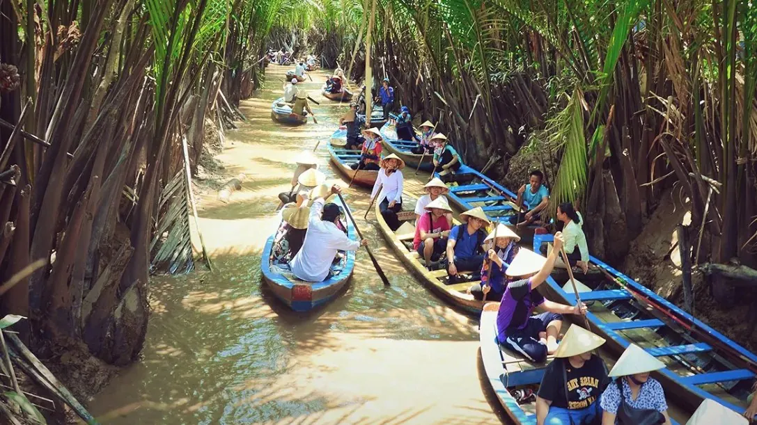#1 Can Tho floating market tours, Mekong tours - Sunday Go 43 ben tre