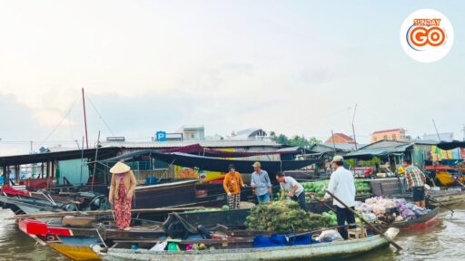 Can Tho at a glance tour - Cai Rang floating market only 13 Selling and buying activities in Cai Rang floating market