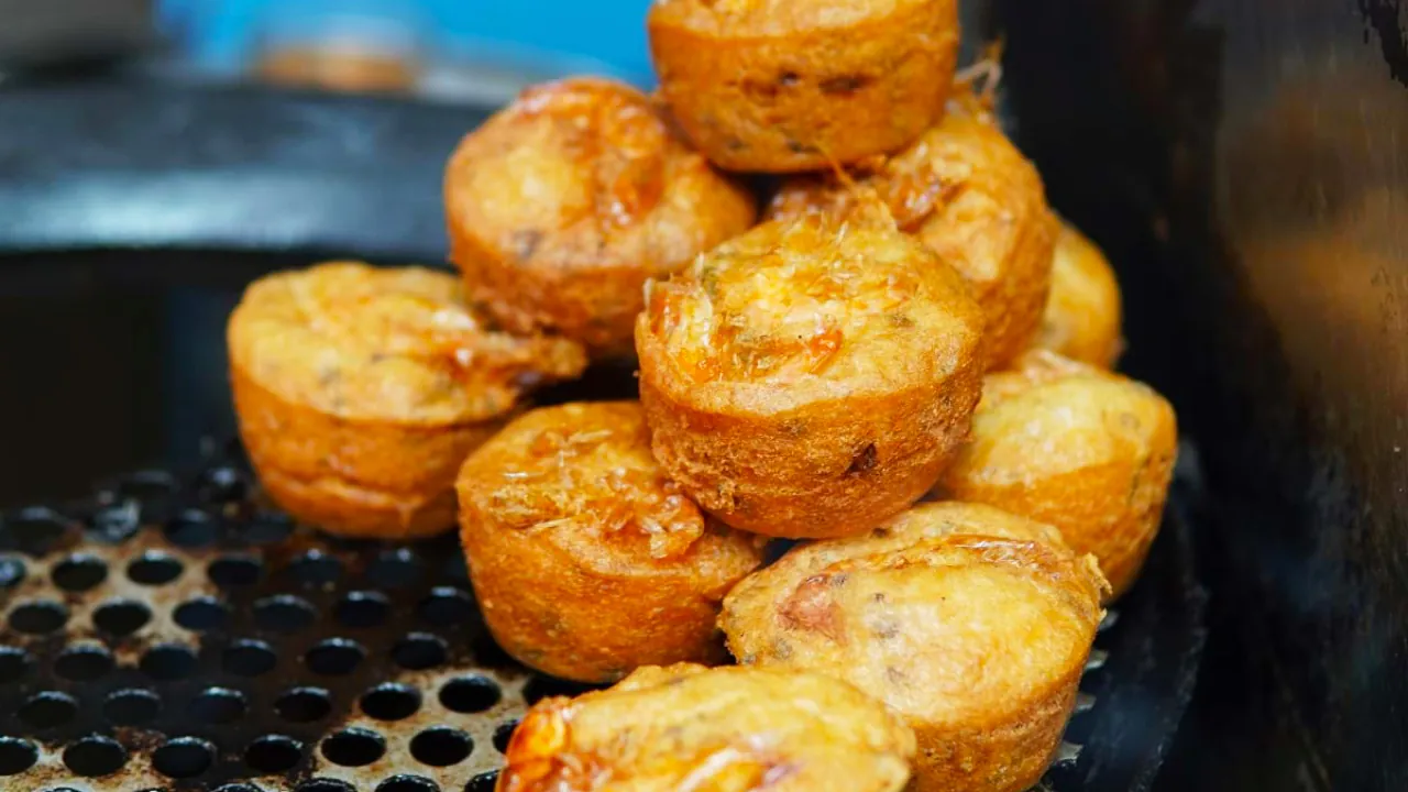 Can Tho street food tour - Enjoy top 10 local food and drink 25 Enjoy Khmer local specialty