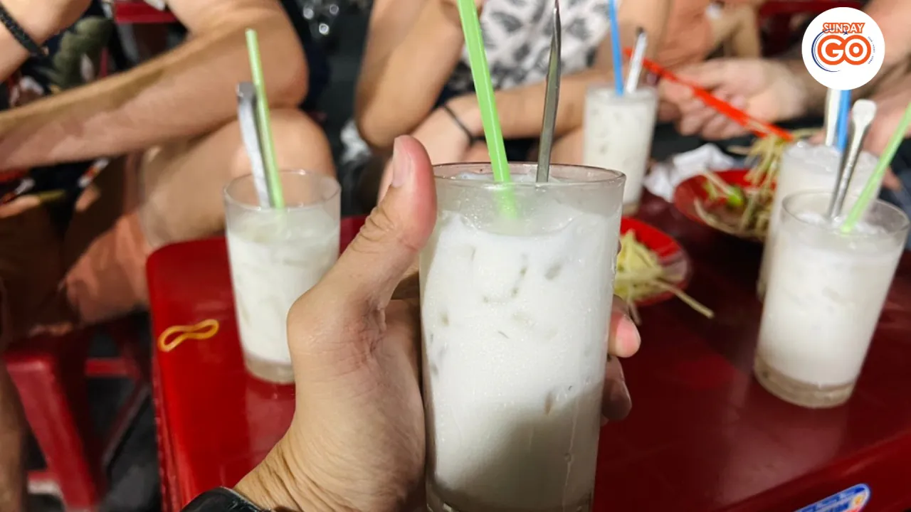 Can Tho street food tour - Enjoy top 10 local food and drink 29 Good food and drink is for enjoying