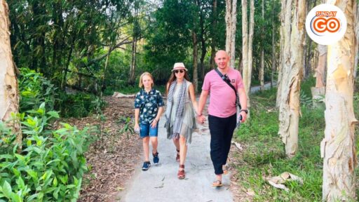 Can Tho wildlife tour | Explore nature and wildlife 18 Going trekking in the forest