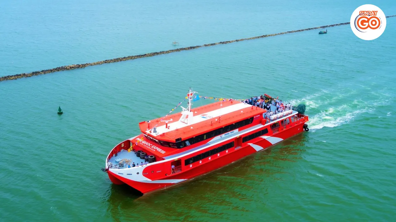 Tàu cao tốc Phú Quốc Express đi Côn Đảo