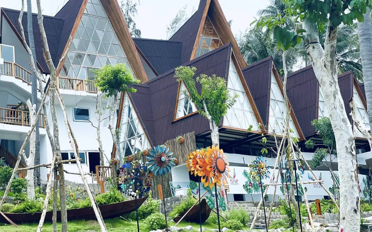 Combo Hòn Sơn 2 ngày 1 đêm | Fly Up Resort 11 View Fly Up Resort tại Hòn Sơn