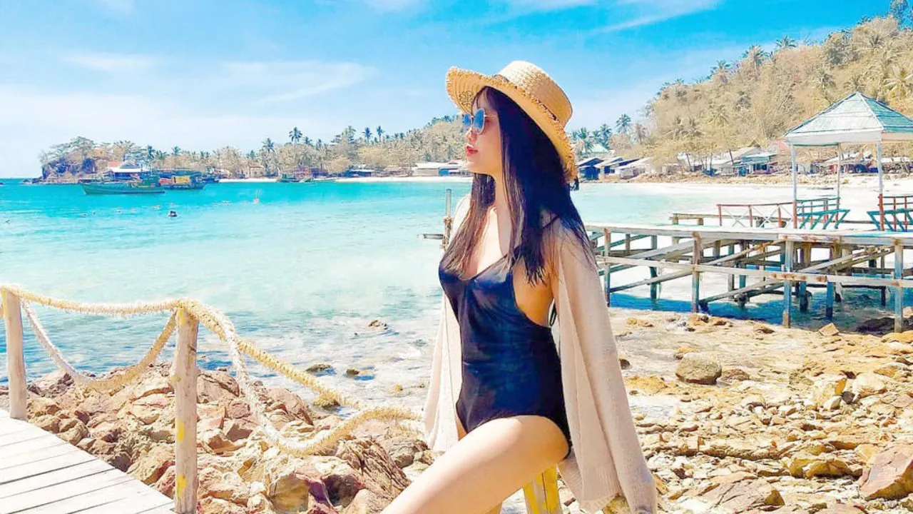 Khám phá vẻ đẹp Hòn Mấu - Nam Du