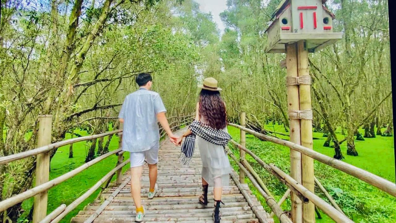 Check-in cầu tre xuyên rừng dài nhất Việt Nam