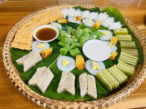 Tour Cồn Sơn Cần Thơ - Khám phá miệt vườn sông nước (2025) 20 Mẹc bánh dân gian Nam Bộ trứ danh