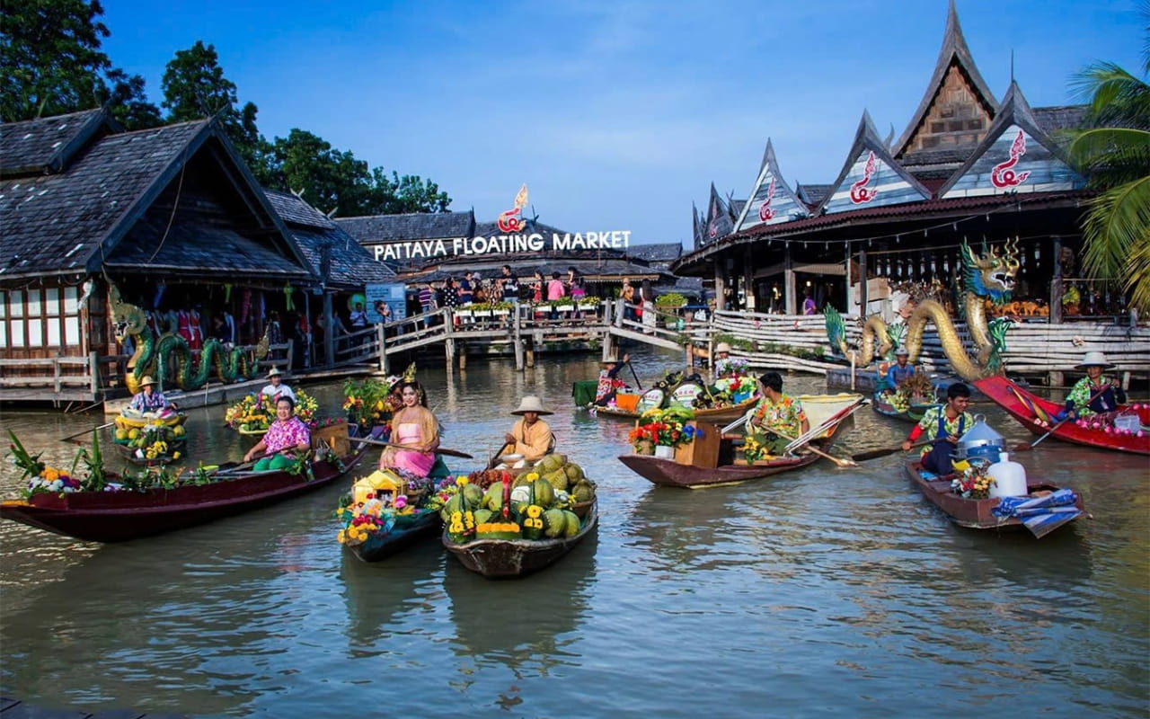 Tour Thái Lan 5 ngày 4 đêm từ TP HCM | Bangkok - Pattaya 18 Tour Thái Lan 5 ngày 4 đêm từ TP HCM - chợ nổi bốn miền