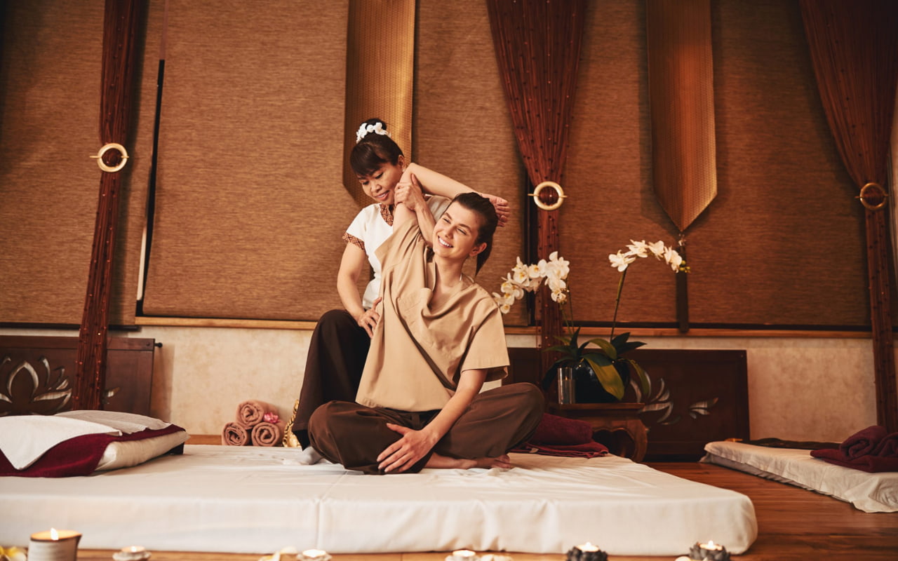 Tour Thái Lan 5N4Đ từ TP HCM - Massage Thái