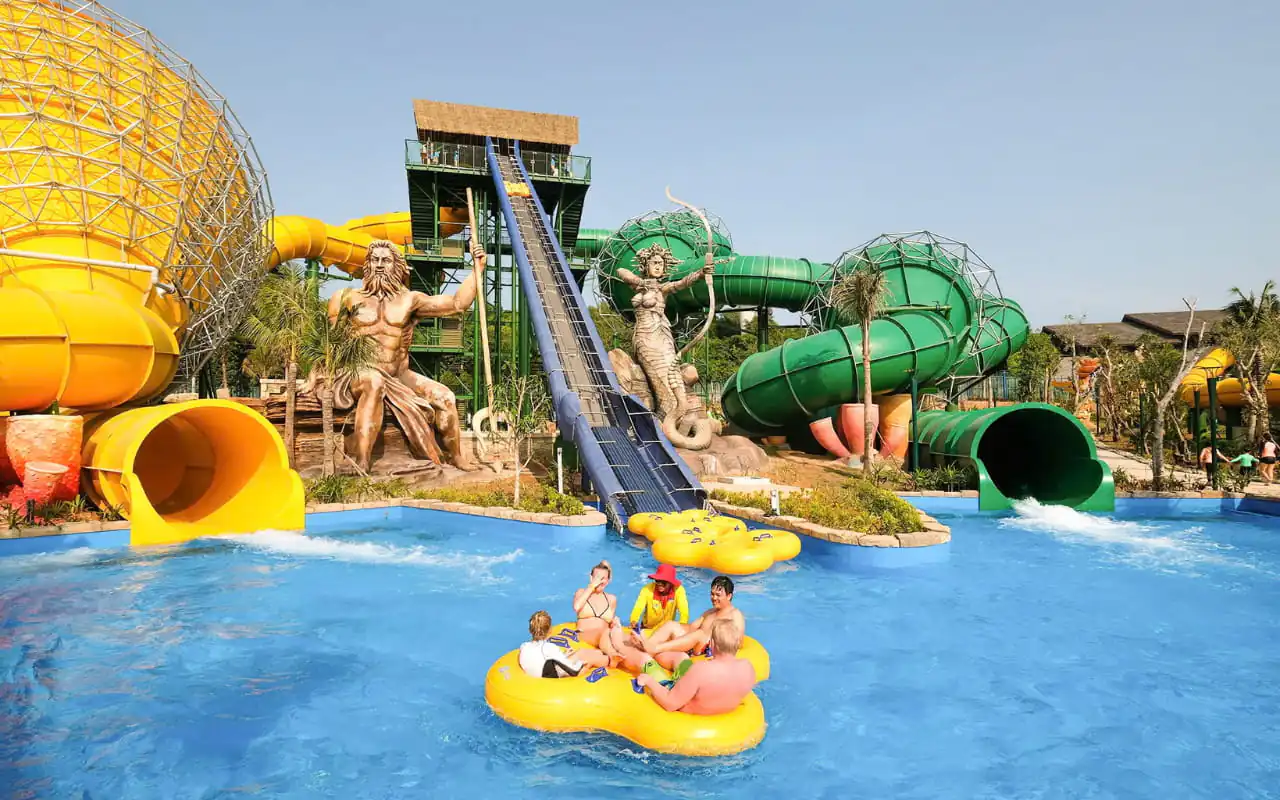 Tour 4 đảo Phú Quốc cáp treo & Buffet Hòn Thơm 18 Công viên nước hiện đại hàng đầu Châu Á