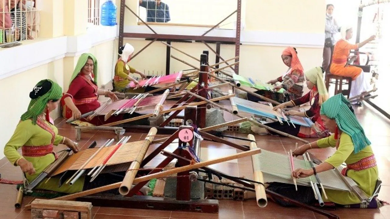 Làng dệt Mỹ Nghiệp