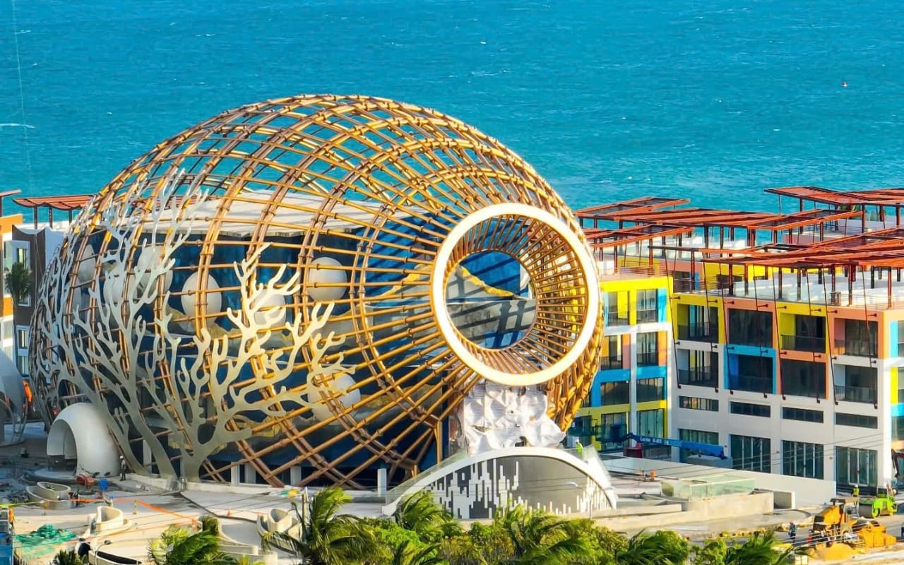 Tour Cần Thơ Nha Trang 3 ngày 2 đêm - Nhà hát đó
