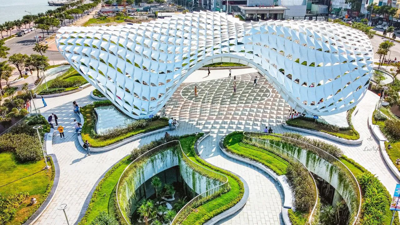 Tour Đà Nẵng Mỹ Sơn Hội An 3 ngày 2 đêm 28 Công viên Apec