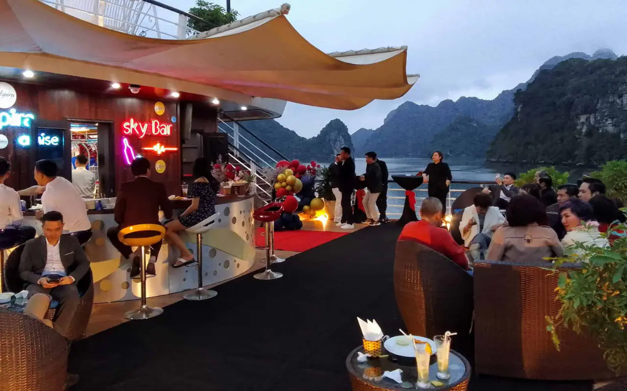 Tour Hà Nội Hạ Long 2 ngày 1 đêm