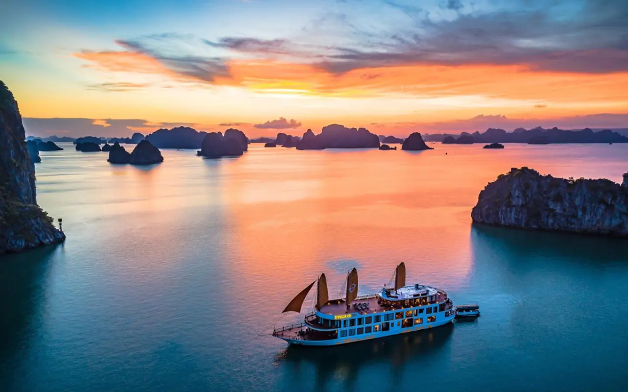 Tour Hà Nội Hạ Long 2 ngày 1 đêm