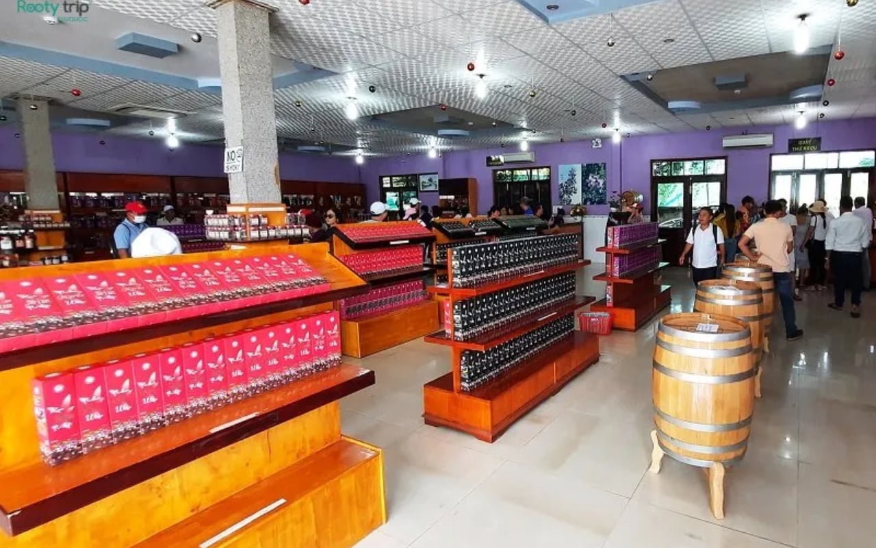 Tour Phú Quốc 3 ngày 2 đêm trọn gói từ Cần Thơ chỉ từ 3690k 18 Tour Phú Quốc 3 ngày 2 đêm - Cơ sở sản xuất rượu sim