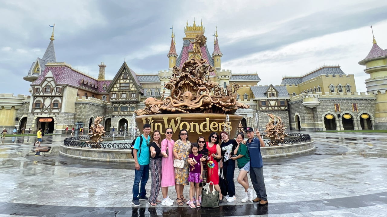 Tour Phú Quốc 3 ngày 2 đêm từ Cần Thơ - Quảng trường VinWonders