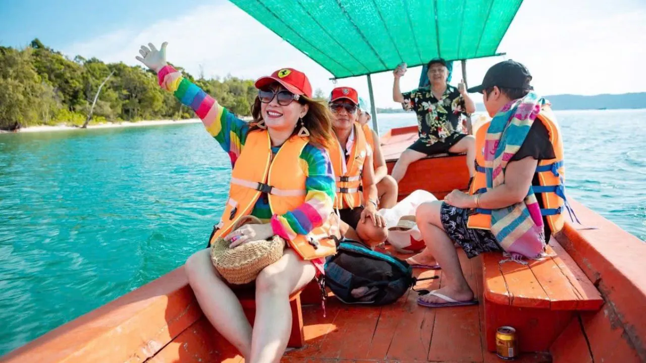 Tour Rạch Vẹm Phú Quốc - Ngắm sao biển 13 tour Rạch Vẹm Hàm Rồng