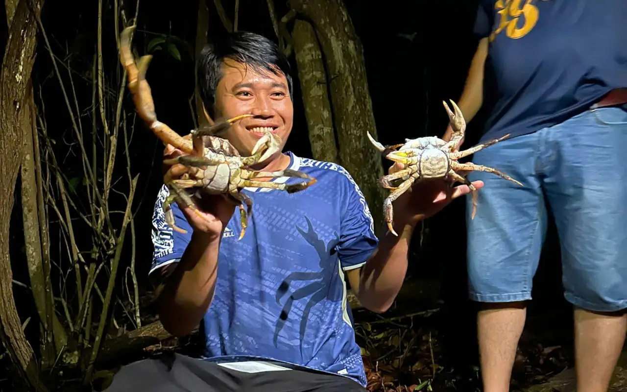 Tour Côn Đảo thả rùa về biển 2 ngày 1 đêm 12 Tour thả rùa Côn Đảo