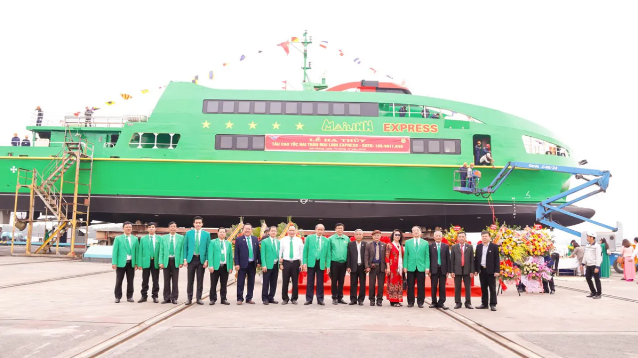 Khai trương tàu Mai Linh Express