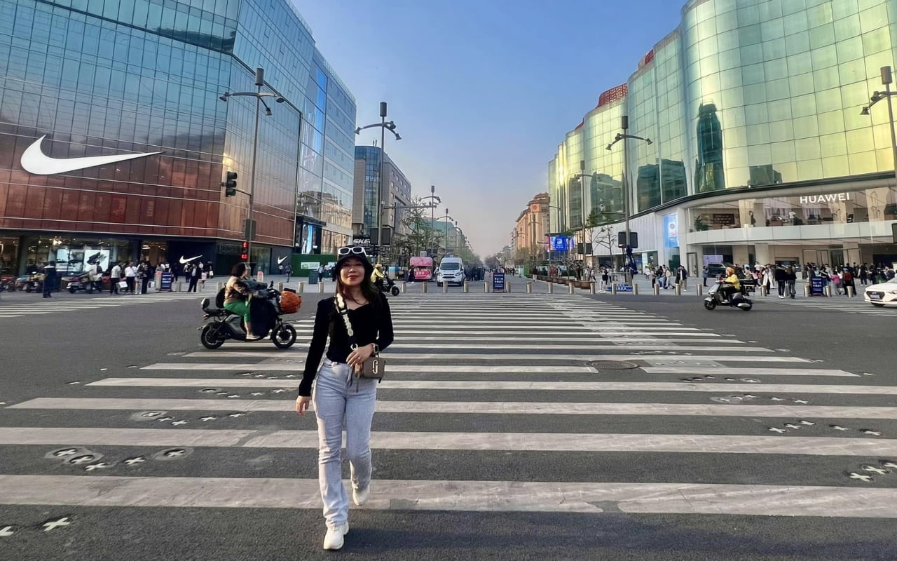 Tour Bắc Kinh 6 ngày 5 đêm - Hồng Lâu Mộng (No shopping) 14 Tour Bắc Kinh - Vương Phủ Tỉnh
