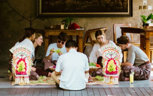 Tour Bali 4 ngày 3 đêm 7 Trải nghiệm làm Canang Sari
