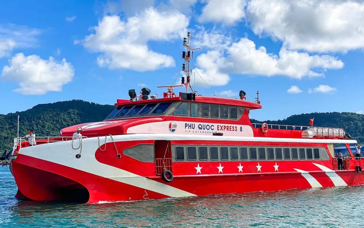 Fast ferry from Rach Gia to Phu Quoc – Phu Quoc Express 3 Phu Quoc Express speed boat