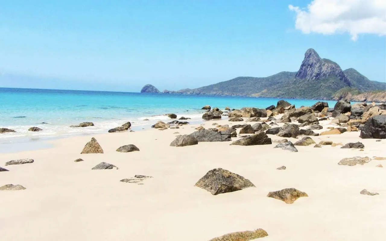 Bãi Nhát Côn Đảo - Bãi biển hoang sơ đẹp nhất Côn Đảo