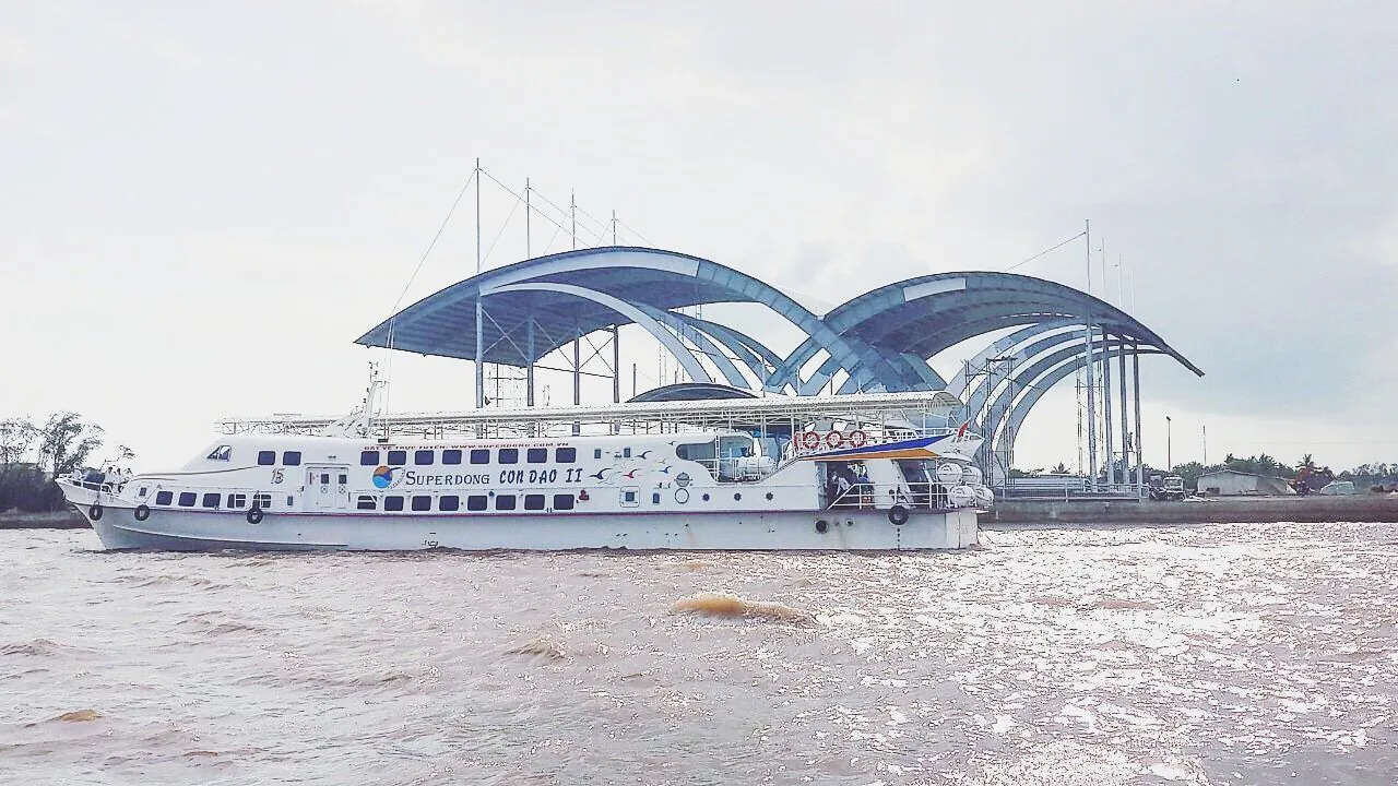 Cảng Trần Đề Superdong - Sóc Trăng đi Côn Đảo