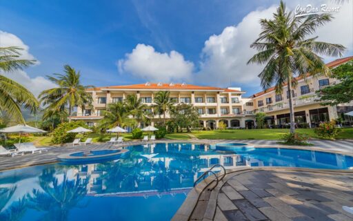 Combo Côn Đảo Resort 4 sao view sân vườn chữa lành