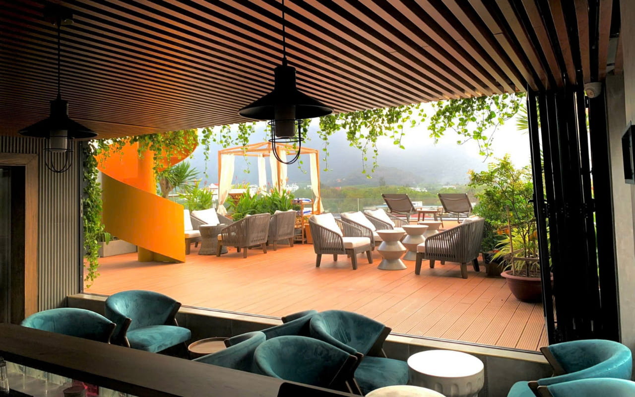 Combo Côn Đảo 3 sao | The Mystery Côn Đảo view biển 16 Kiến trúc Đông Dương xanh mát - The Mystery Côn Đảo