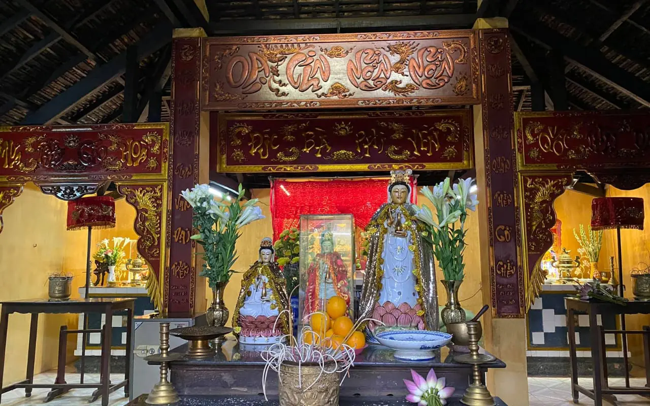 Tiểu sử của miếu Bà Phi Yến