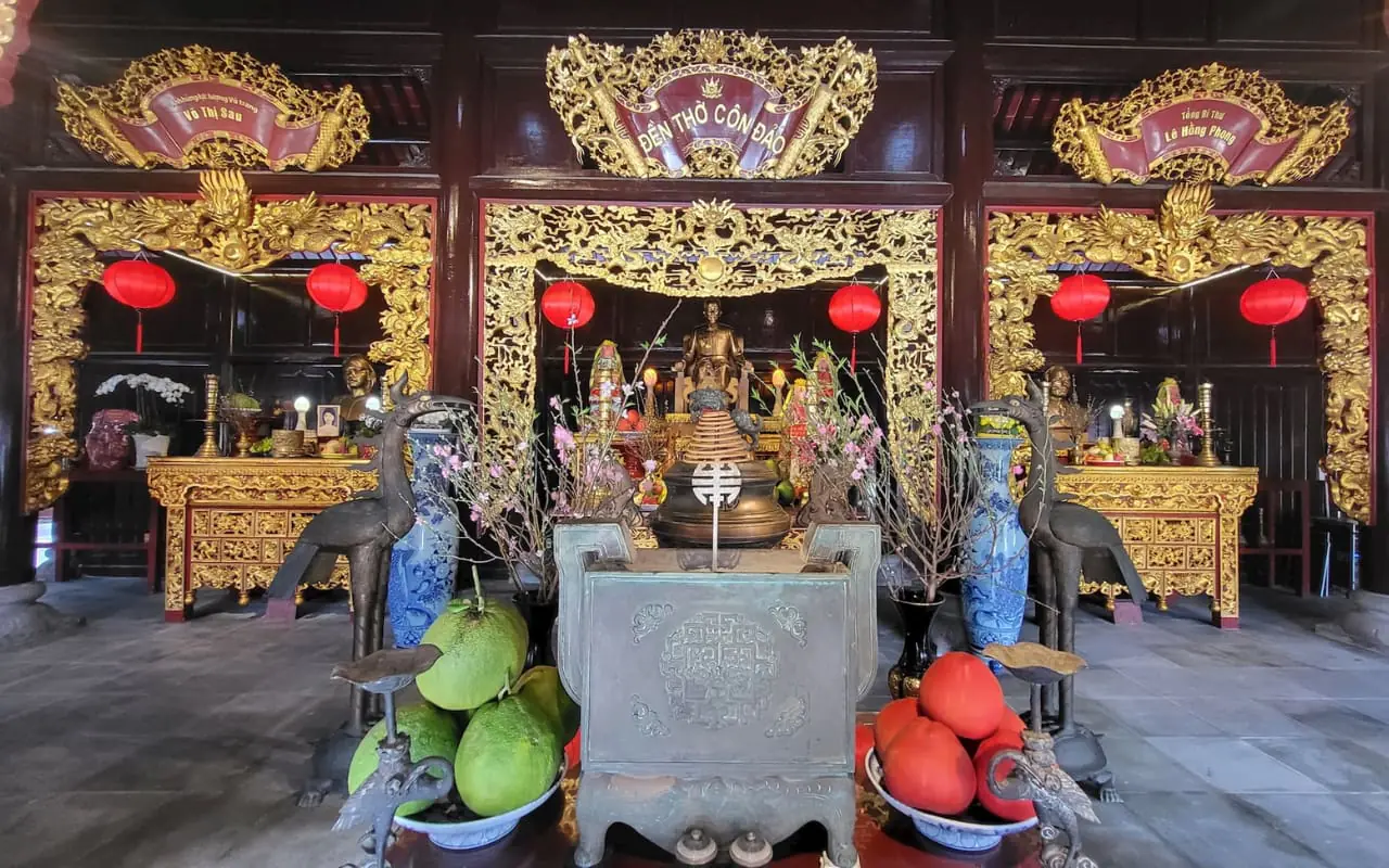 Nghĩa trang Hàng Dương - Viếng thăm Đền thờ Côn Đảo