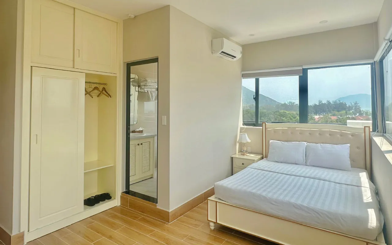 Phòng khách sạn Maya 2 - View ngắm núi 