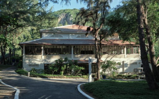 Poulo Condor Boutique Resort & Spa có view núi