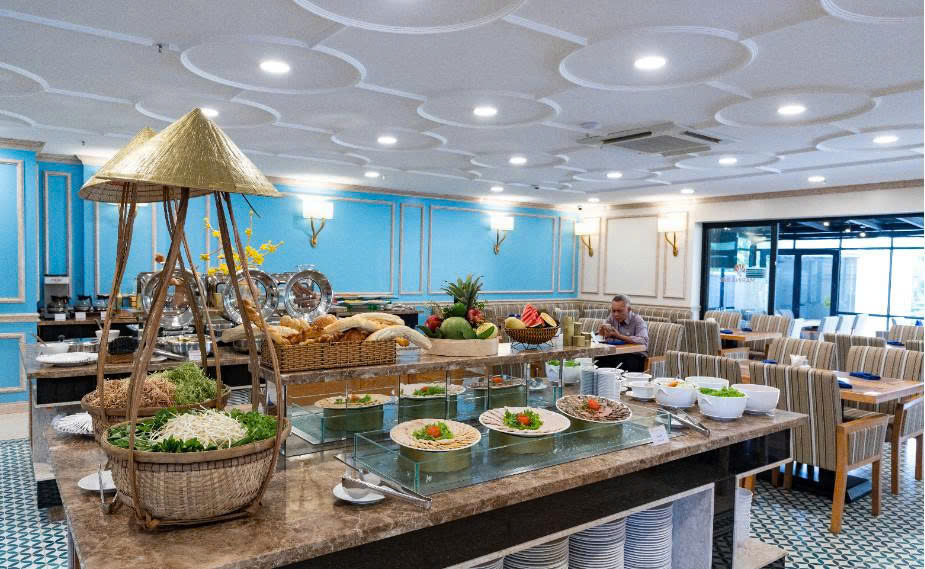Combo Côn Đảo 4 sao | Marina Bay Côn Đảo view biển 20 Thưởng thức buffet sáng tại Marina Bay Côn Đảo