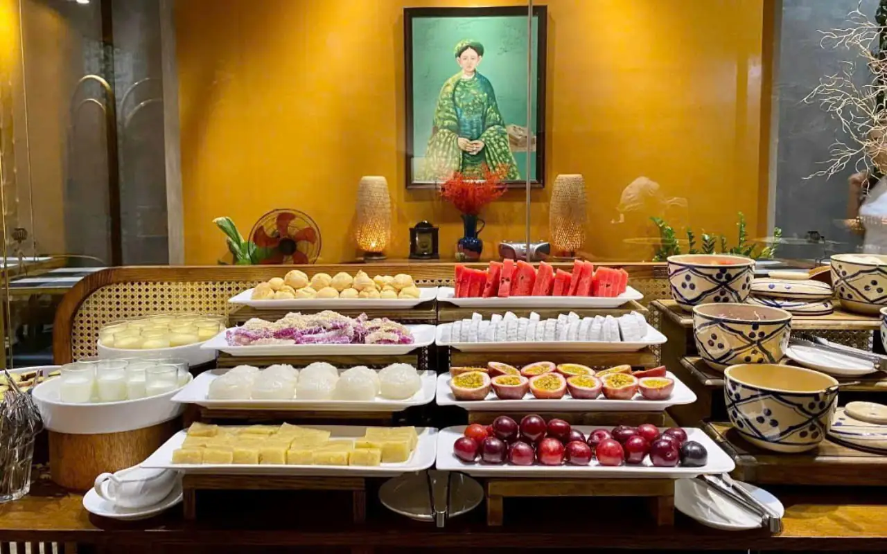 Trải nghiệm thưởng thức buffet sáng - The Mystery Côn Đảo
