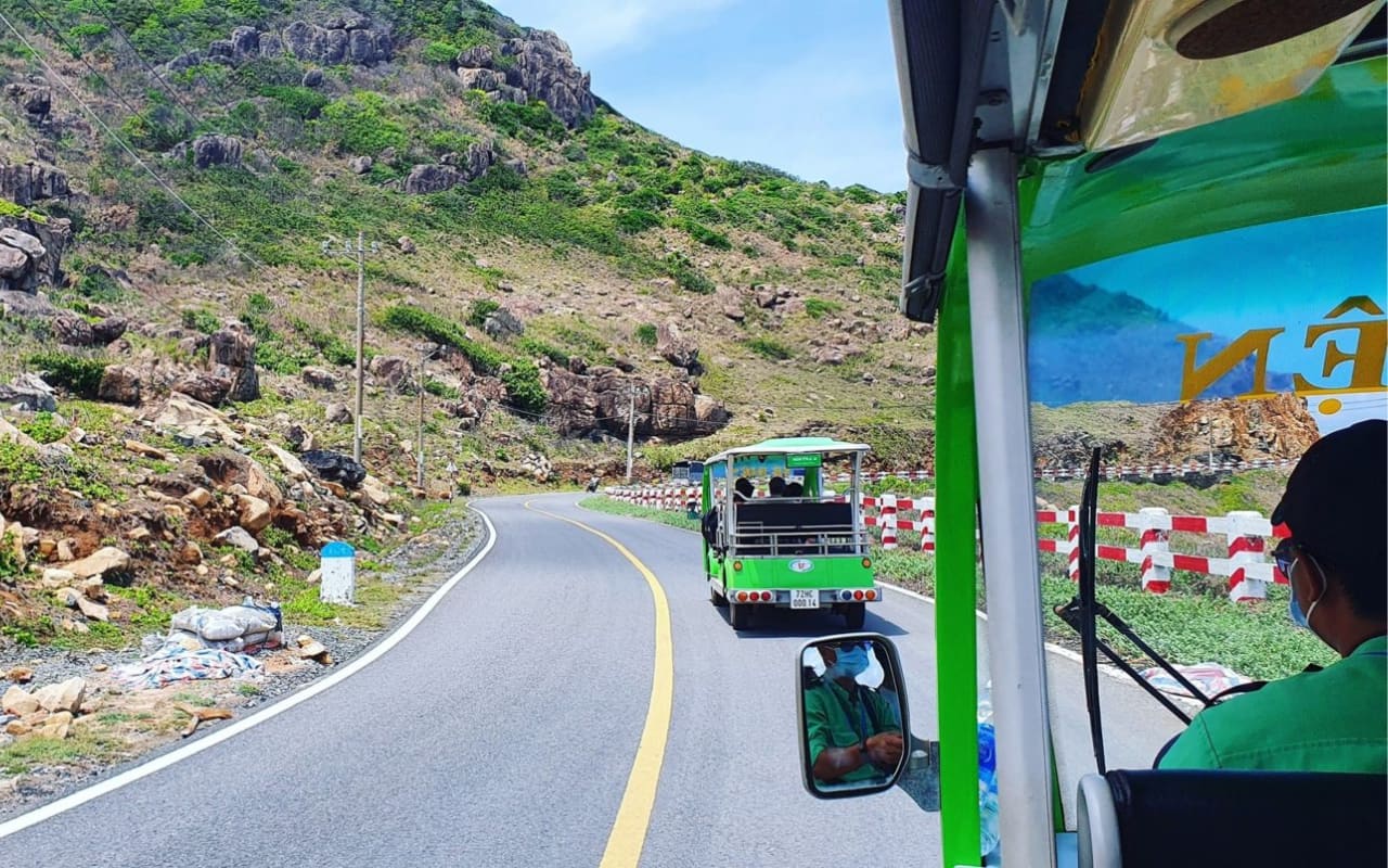 Xe điện Côn Đảo thân thiện môi với môi trường