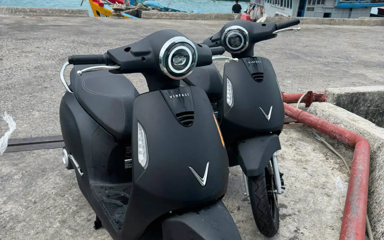 Xe máy điện Côn Đảo tự lái