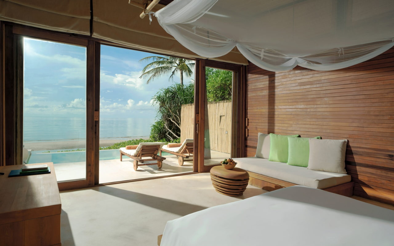 Phòng biệt thự hai tầng sát biển - Six Senses Côn Đảo