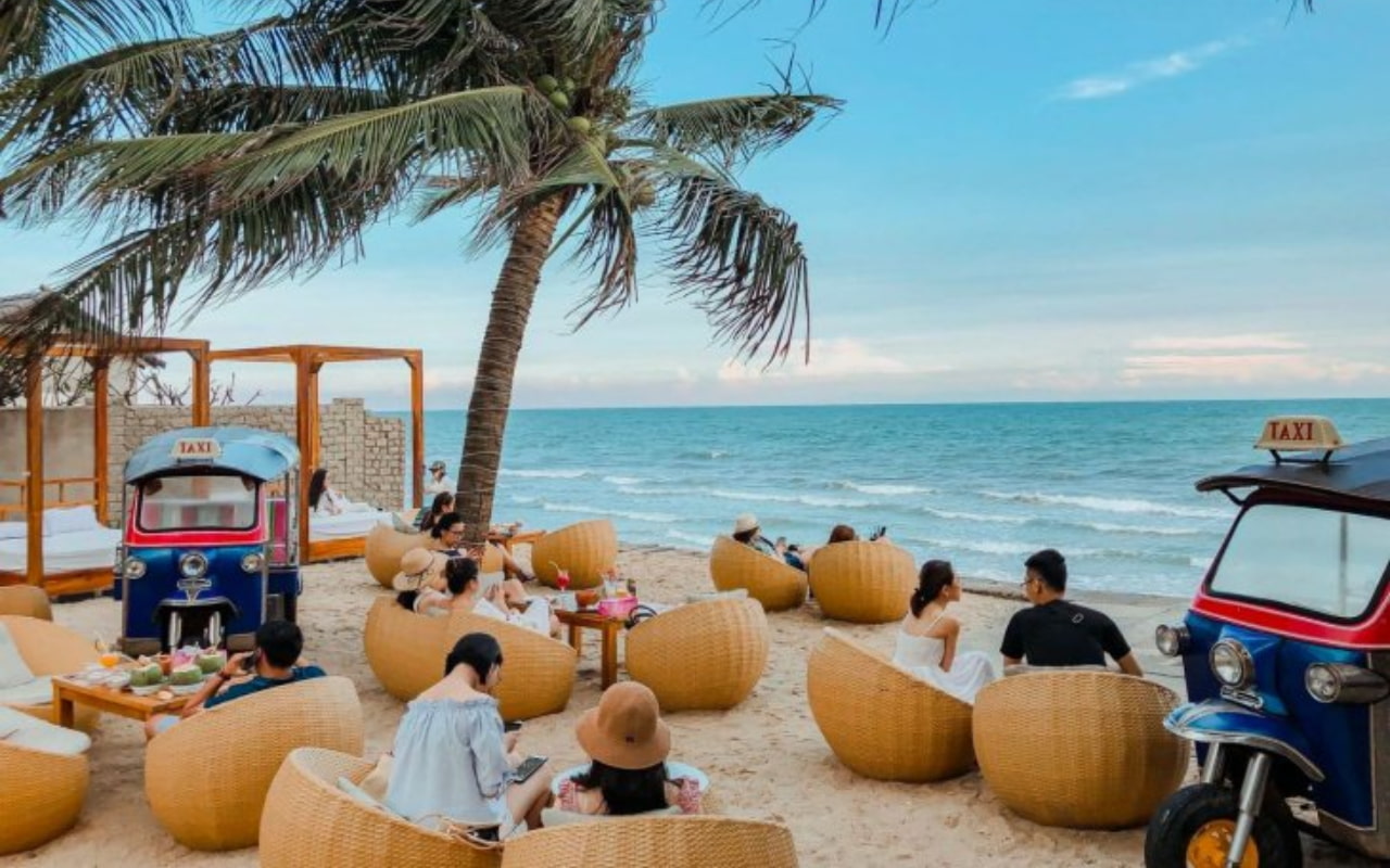 Thưởng thức cà phê sáng tại Mũi Né 