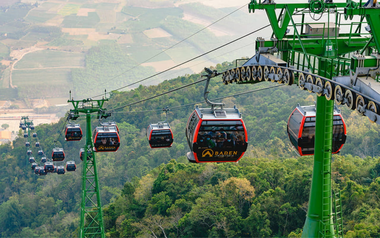 Tour Tây Ninh 1 ngày - Di chuyển bằng cáp treo