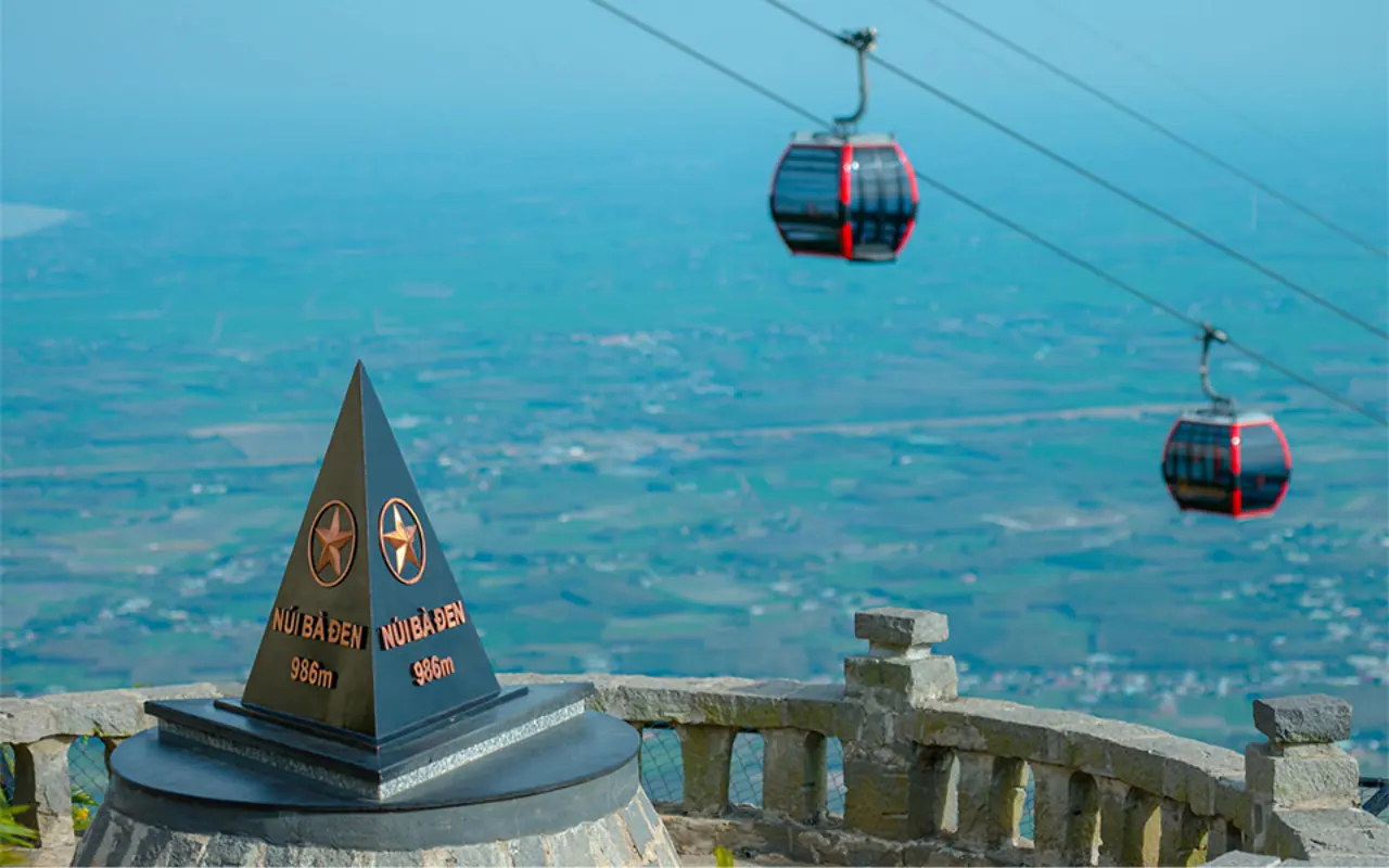 Tour Tây Ninh 1 ngày - Tham quan Núi Bà Đen