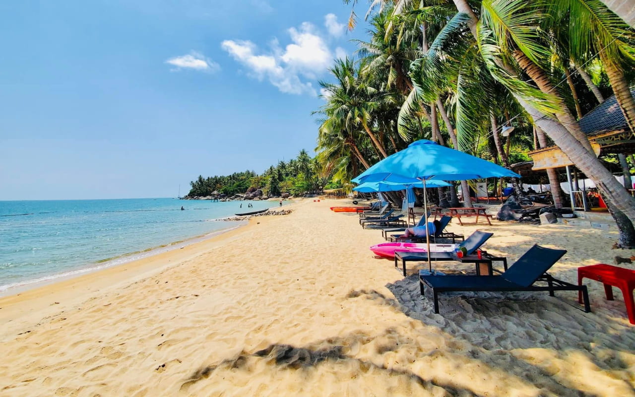 Tour Hòn Sơn 3 ngày 2 đêm - Tắm biển Bãi Bàng