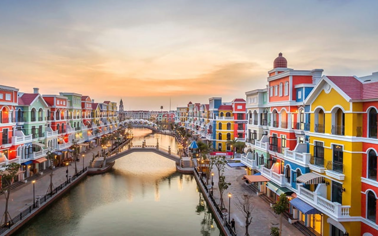 Tham quan Grand World