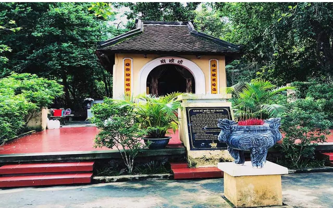 Tour Cần Thơ Côn Đảo 2 ngày 1 đêm chỉ từ 3090k 12 Miếu Năm Cô