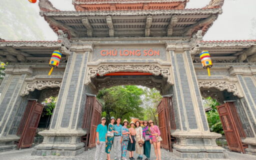 Tour Đà Lạt Nha Trang 3 ngày 3 đêm 12 Tour Đà Lạt Nha Trang 3 ngày 3 đêm - Chùa Long Sơn