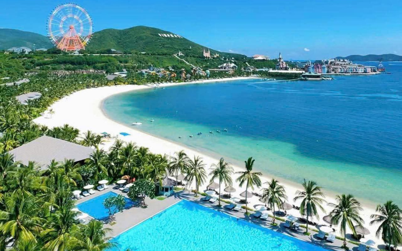 Tour Nha Trang 3 ngày 3 đêm từ Sài Gòn chỉ từ 2460k 10 Tour Nha Trang 3 ngày 3 đêm từ Sài Gòn - Bãi biển đẹp