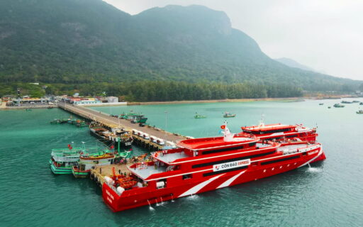 Tour Sài Gòn Côn Đảo 2 ngày 2 đêm trọn gói chỉ từ 2890k 6 Tour Sài Gòn Côn Đảo 2 ngày 2 đêm - Cảng Bến Đầm