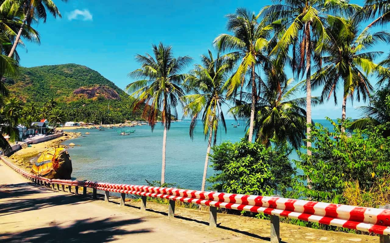 Tour Sài Gòn Hòn Sơn 2 ngày 2 đêm | Giá chỉ từ 1980k 12 Tour Sài Gòn Hòn Sơn 2 ngày 2 đêm - Thiên đường biển